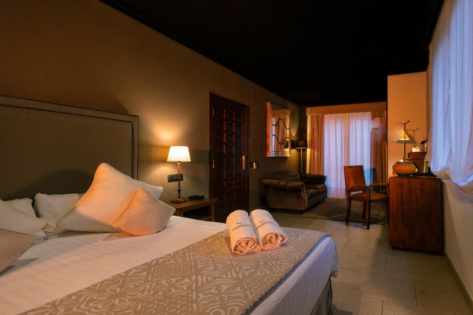 Swiss Moraira Hotel & Spa - Designed For Adults ภายนอก รูปภาพ